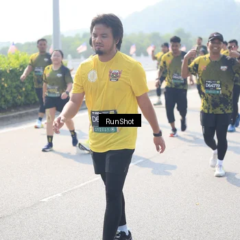 Runner Photo 6937359