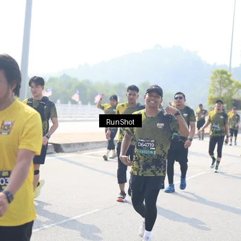 Runner Photo 6937360