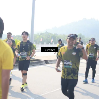 Runner Photo 6937364
