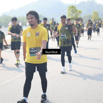 Runner Photo 6937368