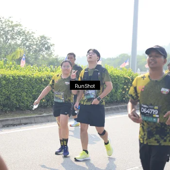 Runner Photo 6937369