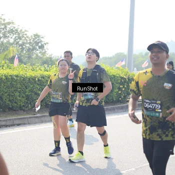 Runner Photo 6937370