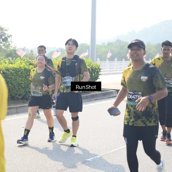Runner Photo 6937371