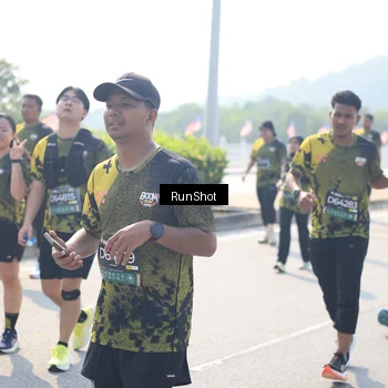 Runner Photo 6937372