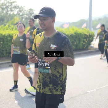 Runner Photo 6937374