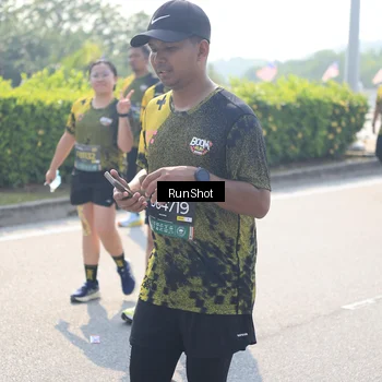 Runner Photo 6937380