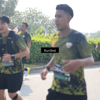 Runner Photo 6937388