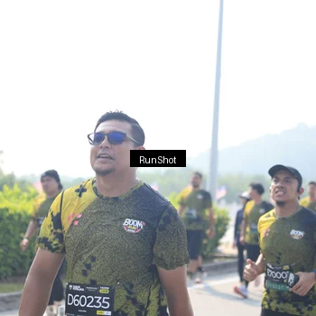 Runner Photo 6937403