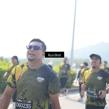 Runner Photo 6937404