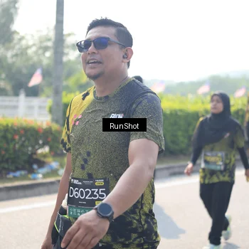 Runner Photo 6937408