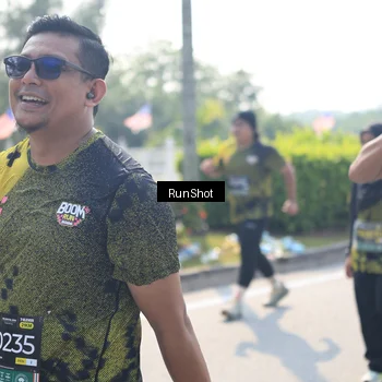 Runner Photo 6937411