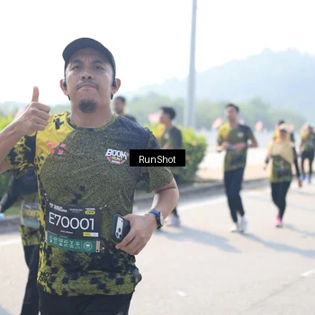 Runner Photo 6937412