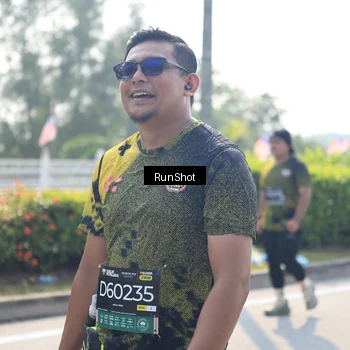 Runner Photo 6937419