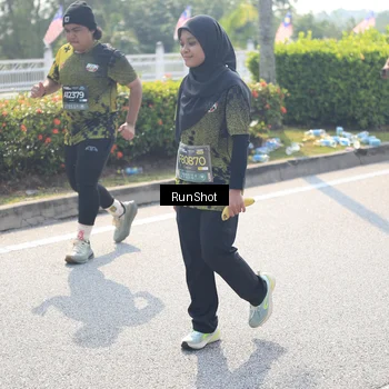 Runner Photo 6937423