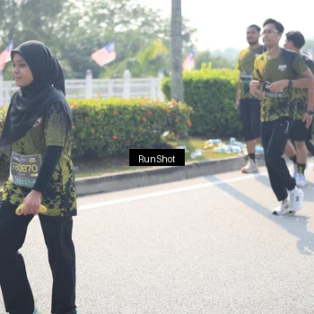 Runner Photo 6937426