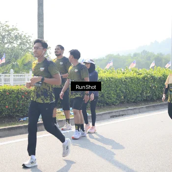 Runner Photo 6937430