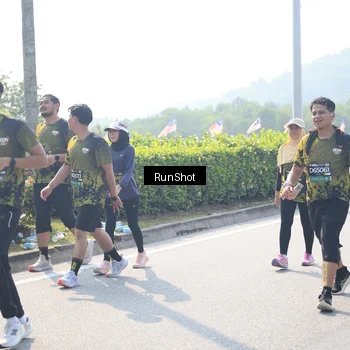 Runner Photo 6937434