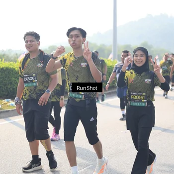 Runner Photo 6937442