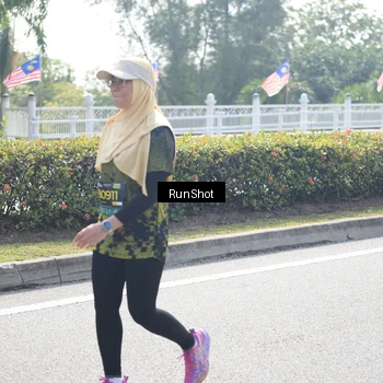 Runner Photo 6937448