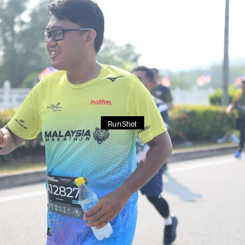 Runner Photo 6937455