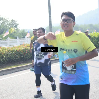 Runner Photo 6937457