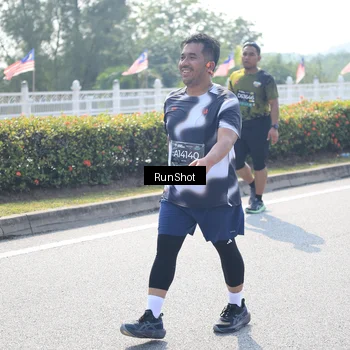 Runner Photo 6937466