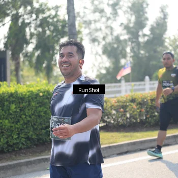 Runner Photo 6937468
