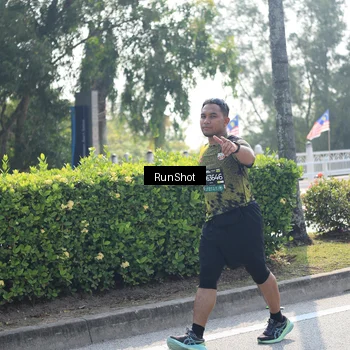 Runner Photo 6937474