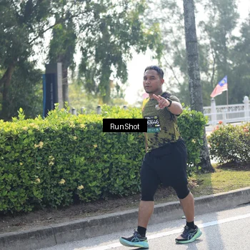 Runner Photo 6937482