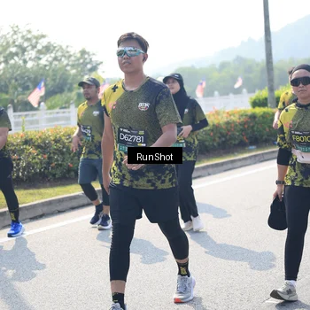 Runner Photo 6937483