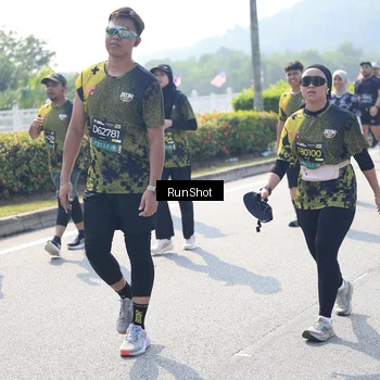 Runner Photo 6937486