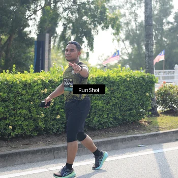 Runner Photo 6937489
