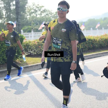 Runner Photo 6937493