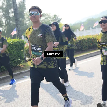 Runner Photo 6937496