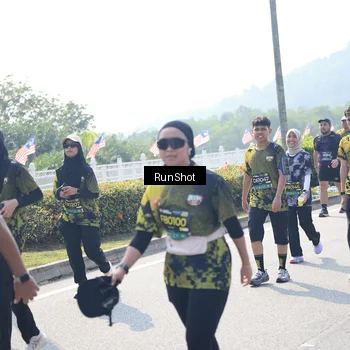 Runner Photo 6937498