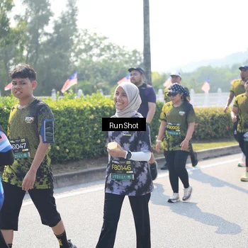Runner Photo 6937519