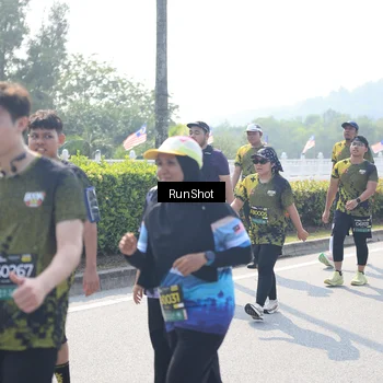Runner Photo 6937520
