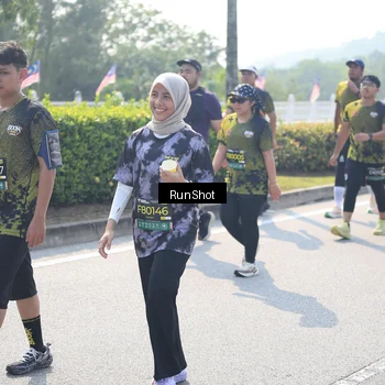 Runner Photo 6937522