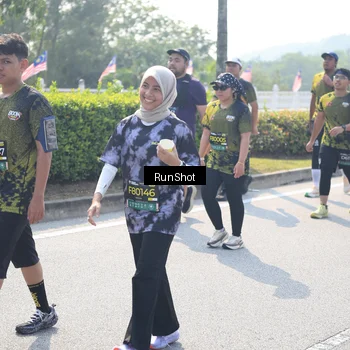 Runner Photo 6937524