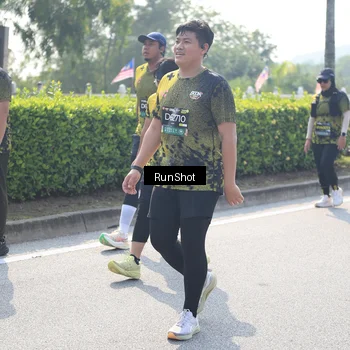 Runner Photo 6937542