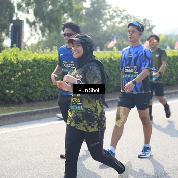 Runner Photo 6937553