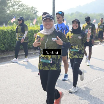 Runner Photo 6937556