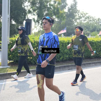 Runner Photo 6937562