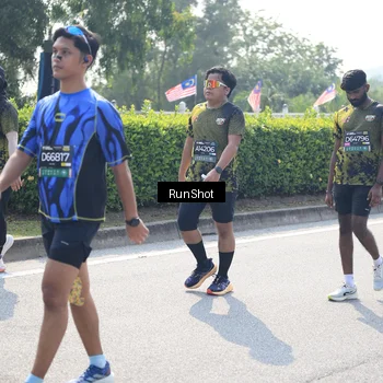 Runner Photo 6937566