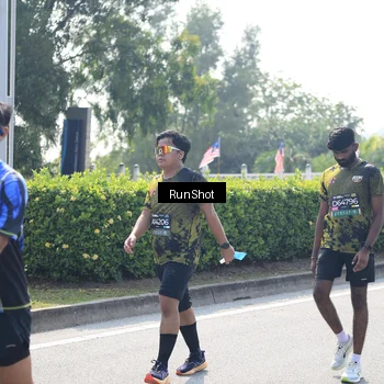 Runner Photo 6937572