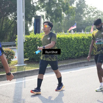 Runner Photo 6937574