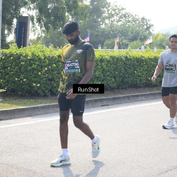 Runner Photo 6937584