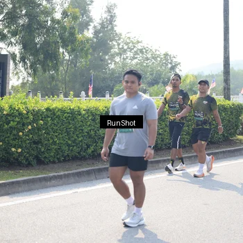Runner Photo 6937593