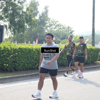 Runner Photo 6937597