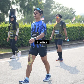 Runner Photo 6937601